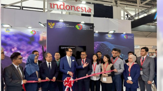 Wakil dari enam perusahaan Indonesia si pameran semikonduktor Wakil dari enam perusahaan Indonesia si pameran semikonduktor
