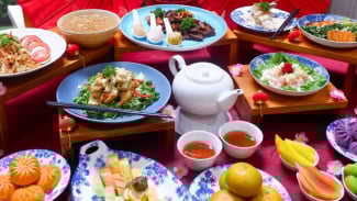 Bersantap Red Lantern di Holiday Inn Express Jakarta Wahid Hasyim Bersantap Red Lantern di Holiday Inn Express Jakarta Wahid Hasyim