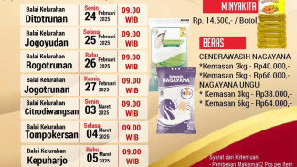 Operasi Pasar Minyak Goreng dan Beras di Lumajang Operasi Pasar Minyak Goreng dan Beras di Lumajang