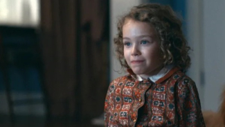 Alice Halsey sebagai Laura Ingalls Alice Halsey sebagai Laura Ingalls