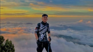 Latar Gunung Bawakaraeng