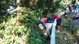 Proses Pertolongan pada Korban Kecelakaan Proses Pertolongan pada Korban Kecelakaan