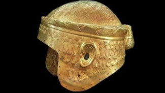 Helm Meskalamdug: Salah Satu Helm Tertua di Dunia Menggambarkan Sanggul Pria Seorang Pangeran Mesopotamia