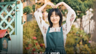 Kehidupan Damai Lee Young-Ae Mulai Runtuh di Drama Baru 'Walking On Thin Ice'