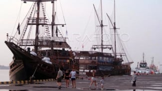 BPS Beberkan Pahlawan Baru Ekonomi Indonesia: Wisman Jadi Penyelamat Neraca Dagang 65 Bulan Beruntun!