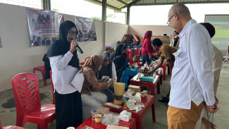 CERITA KOPI: Mahasiswa Untidar dan Warga Desa Balesari, Olah Kopi Jadi Berbagai Produk Inovatif