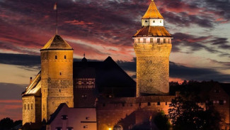 Kastil Nuremberg: Benteng Kekaisaran Romawi Suci yang Menjadi Simbol Kejayaan Abad Pertengahan di Jerman