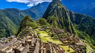 Machu Picchu bisa Kehilangan Gelar ‘Keajaiban Dunia’ karena Kebanyakan Wisatawan dan Salah Urus