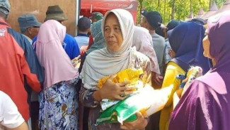 Gebrakan Pasar Murah Jawa Timur: Harga Pangan Stabil, UMKM Tumbuh, Warga Makin Sejahtera!