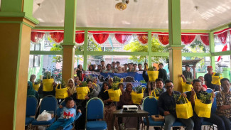 Aksi Sobat Bumi ITS di Desa Kalanganyar, Surabaya: Ubah Sampah Jadi Pangan, Wujud Nyata Ekonomi Sirkular Berkelanjutan