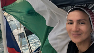 Drama Misi Kemanusiaan Wanda Hamidah: Kapal Diserobot Mafia Italia, Tidur 8 Hari di Pelabuhan Demi Gaza!