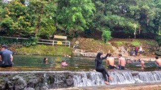 Situ Tirta Marta, Surga Bening di Purbalingga yang Bikin Wisatawan Ketagihan Berenang dan Berfoto di Dasar Air