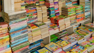 Wisata Buku: Menjelajah Pasar Buku Wilis dan Peran Pasar Bekas dalam Menguatkan Literasi