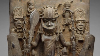 Para Arkeolog Mengungkap Warisan Seni dan Perkotaan Kuno Kota Benin