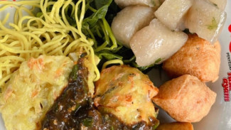 Rujak Gamel : Kuliner Khas Cirebon dengan Sambal Terasi yang Khas