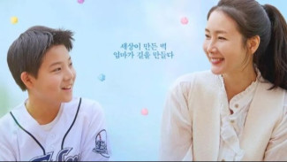 Aktris Hallyu Ternama Choi Ji-Woo Memperlihatkan Kasih Sayang Keibuannya dalam Poster Utama 'Sugar'