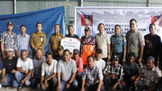 TNI AL Dukung Kesejahteraan Nelayan Sulsel Lewat Bantuan 20 Kapal Perikanan 5 Gross Ton (GT)
