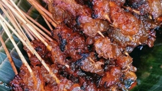 Sate Kere Beringharjo, Kuliner Legendaris Jogja yang Merakyat dan Menggoda