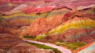 Geopark Nasional Zhangye Danxia di Gansu, Lukisan Alam Warna-Warni Terindah di Tiongkok