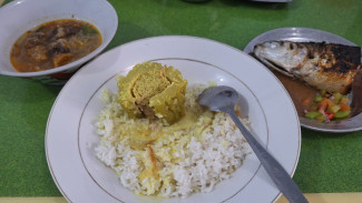 Wisata Kuliner: Warung Hikmah, Tempatnya Sederhana, Hidangannya Lezat