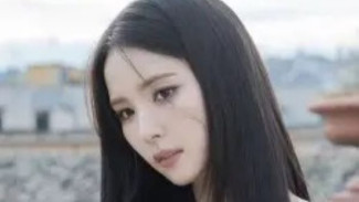 Shin Sae-Kyeong Siap Kembali Lewat Drama Romantis 'The World They’re Dating In'