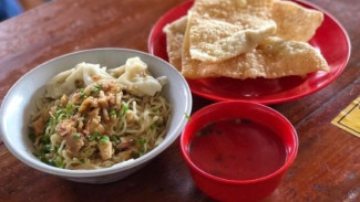 Yamie Pangsit Pathuk, Jejak Rasa Gurih Legendaris yang Menguatkan Wisata Kuliner Jogja