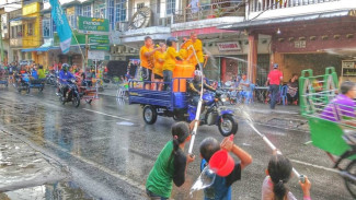 Rangkaian Festival Perang Air Selatpanjang: Meriahnya Tradisi Imlek di Kepulauan Meranti yang Mendunia