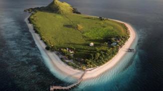 Pulau Kenawa: Pesona Savana, Pantai Putih, dan Surga Snorkeling di NTB