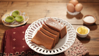 Kue 8 Jam dan Maksuba, Wisata Kuliner Legendaris Palembang Warisan Bangsawan Sriwijaya