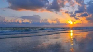 Mengintip Pesona Siesta Beach, Pantai Terbaik di Amerika Serikat yang Bikin Ogah Pulang