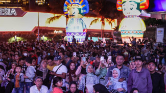 Ribuan Warga Padati Malam Puncak Perayaan HUT Jakarta di Bundaran HI, Sabtu (27/6/2026) Malam