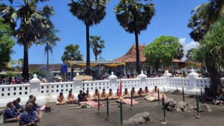 Jejak Mitos Panembahan Senopati: Membedah Sisi Historis Romantisme Legenda di Cepuri Parangkusumo