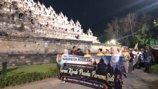 Masyarakat Adat Berbagai Daerah Ikuti Kirab Pusaka Nusantara di Candi Borobudur, Magelang, Jawa Tengah