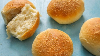 Berburu Pandesal Populer: Menikmati Roti Ikonik nan Unik khas Filipina