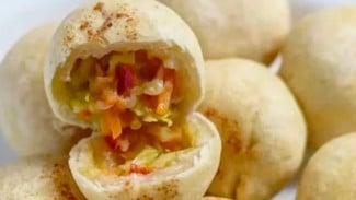 Olos Tegal, Jajanan Bulat Nyeleneh yang Namanya Lahir dari Ucapan Cadel Anak Kecil