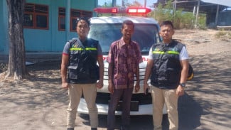 Gempa Flores: Penyuluh Agama Turun Jadi Sopir Ambulans, Puluhan Warga Diselamatkan