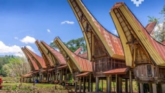 Pesona Tenun dan Budaya Tana Toraja 2026, Saat Kain Warisan Leluhur Naik ke Panggung Mode