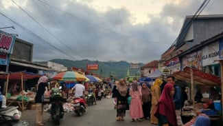 Denyut Pasar Pahing Salem, Ketika Kalender Jawa Kuno Masih Menentukan Ramainya Pasar di Pelosok Brebes