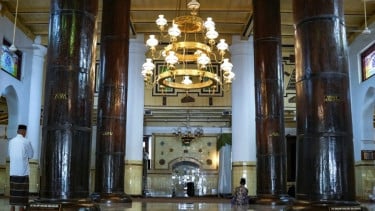 img_title
