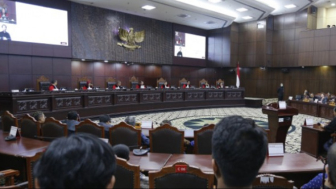 Ruang Sidang Pleno Mahkamah Konstitusi