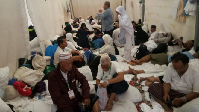 Jemaah Haji 2023, Berdesakan di Dalam Tenda di Mina