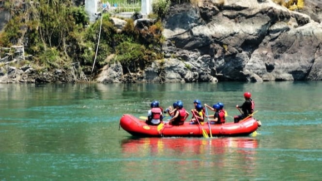 Rafting di Desa Wisata