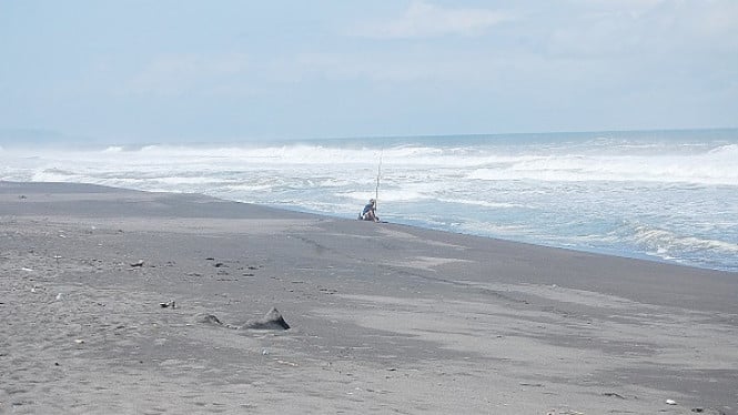 Asyik....Turun Harga, Tarif Masuk 9 Pantai di Bantul Wilayah Barat menjadi Rp5.000
