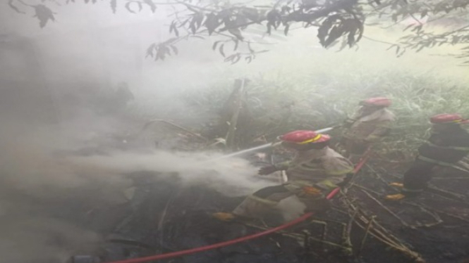 Gudang Penyimpanan Pesawat di Depok Terbakar