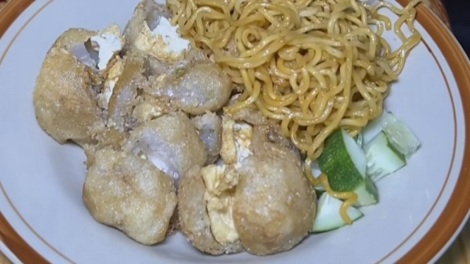 Batagor dengan Indomie, Paduan yang Luar Biasa