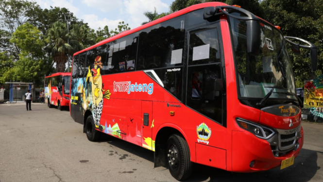 Bus Rapid Transit (BRT) Trans Jateng Jadi Primadona Masyarakat