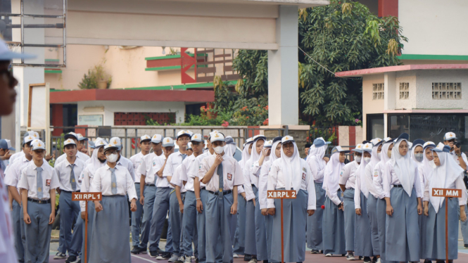 Peringatan Hari Kesaktian Pancasila di SMK Negeri 64 Jakarta