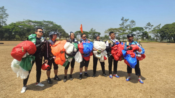 Para Peserta Kejurnas Terjun Payung KASAU Cup 2023 di Malang