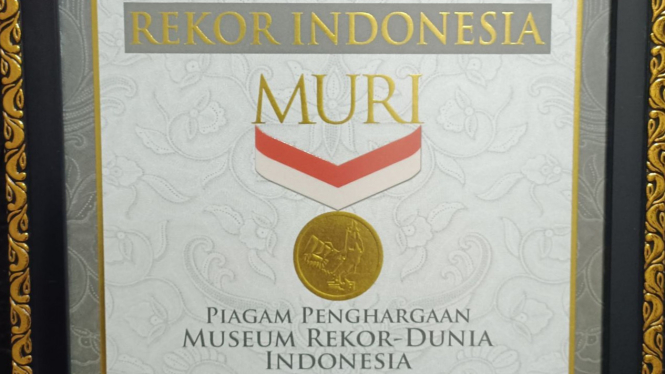Museum Rekor Indonesia (MURI) untuk Rekor Jumlah Penerjunan Terbanyak