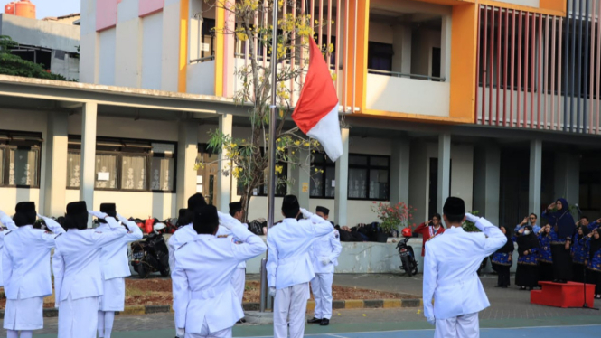 Upacara Peringatan Sumpah Pemuda SMK Negeri 64 Jakarta